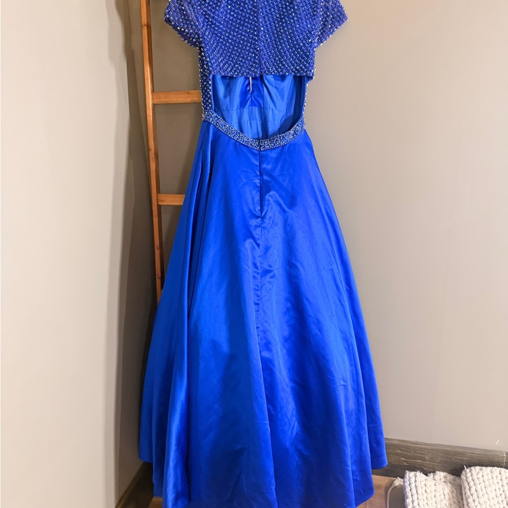 Sherri Hill Royal Blue Beaded V-Neck Formal Dress - Picture 3 of 6